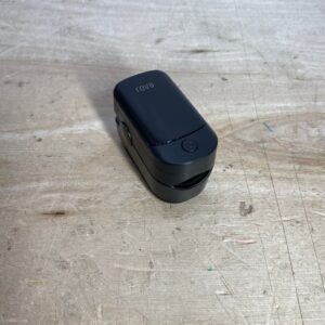 Rova Pulse Oximeter Portable Finger Oximeter Heart Rate Monitor Two Way LED B92