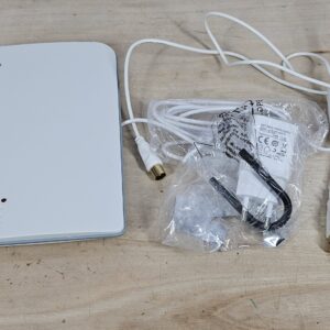Oehlbach Scope Vision DVB-T2 HD Antenna - Digital Indoor Antenna - USB Power - Active DVB-T2 Amplifier - Indoor Antenna, Test Winner - White