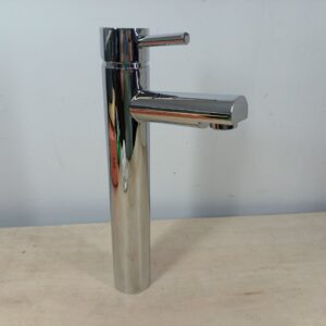 Bathroom Taps Countertop Basin Mixer Tap for Washroom and Bathroom Sink Single Lever Solid Brass Chrome