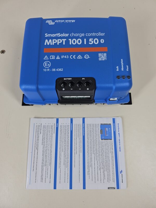 Victron SmartSolar charge controller MPPT 100/50