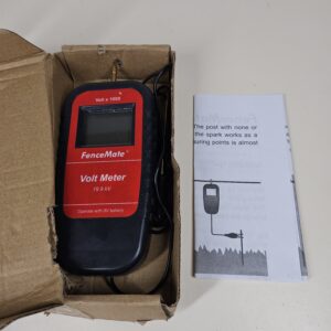 FenceMate Digital Voltage Meter for Electric Fence, Range up to 15,500 V (15.5 kV), Fence Voltage Tester with Large LCD Display, Automatic On/Off, Grounding Included
