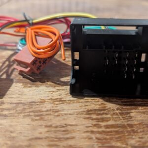 Connects2 CT20VX01 ISO Aftermarket Stereo Installation Harness Adapter for Vauxhall/Opel Astra/Vectra C/Corsa