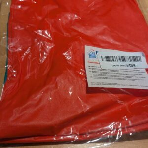 Baker Ross FE435 Heavy Duty Reusable Wipeclean Multipurpose Childrens Arts & Crafts Splash Mats, 1.5m x 1.5m, Red & Green, Pack of 2, Pieces