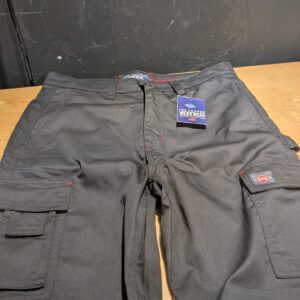 Lee Cooper Classic Multi Pocket Cargo Shorts Heavy Duty Easy Care Workwear, Black, 32W