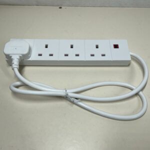 STATUS 4 Way Socket Extension Lead, 1m Cable Multi-Plug Power Strip for Home &Office Use, Wall Mountable in White
