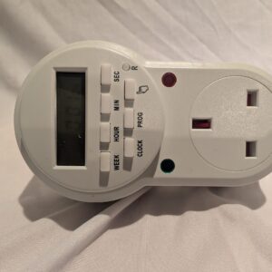 Electronic digital mains Timer Socket Plug-in with LCD Display 12/24 Hour 7 Days