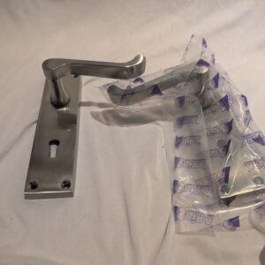 Infinity Decor Set of Satin Nickel Victorian Scroll Lever Lock Door Handle on Rectangular Backplate – Key Lock Lever for Interior and Exterior Use