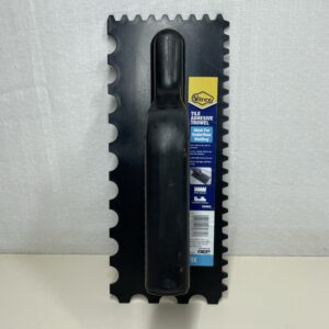 Vitrex Wall & Floor Tile Adhesive Trowel has 6mm Wall and 10×20mm Floor notches for Even Adhesive Spread. Safe for underfloor Heating—Won’t Damage Wires. Reusable, Reliable, and Easy to Handle