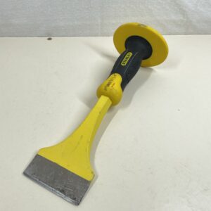 Stanley 418331 FatMax Floor Chisel 3 x 11-Inch with Guard