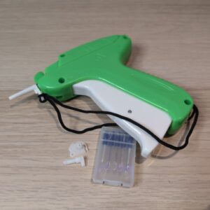 Tagging Gun Green Label Price Tag Gun with 5 Needles Clothes Retail Shop