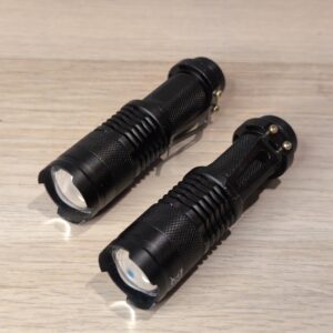 2-Pack Red LED Torch Three-Mode Scalable Flashlight – Red 2-Pack