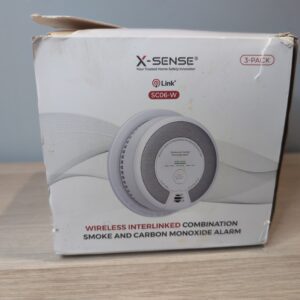X-Sense Wireless Interlinked Smoke & Carbon Monoxide Alarm, 10-Year Battery Powered Interconnected Fire and CO Detector, SC06-W (RF Interconnected), Link+, 3-Pack