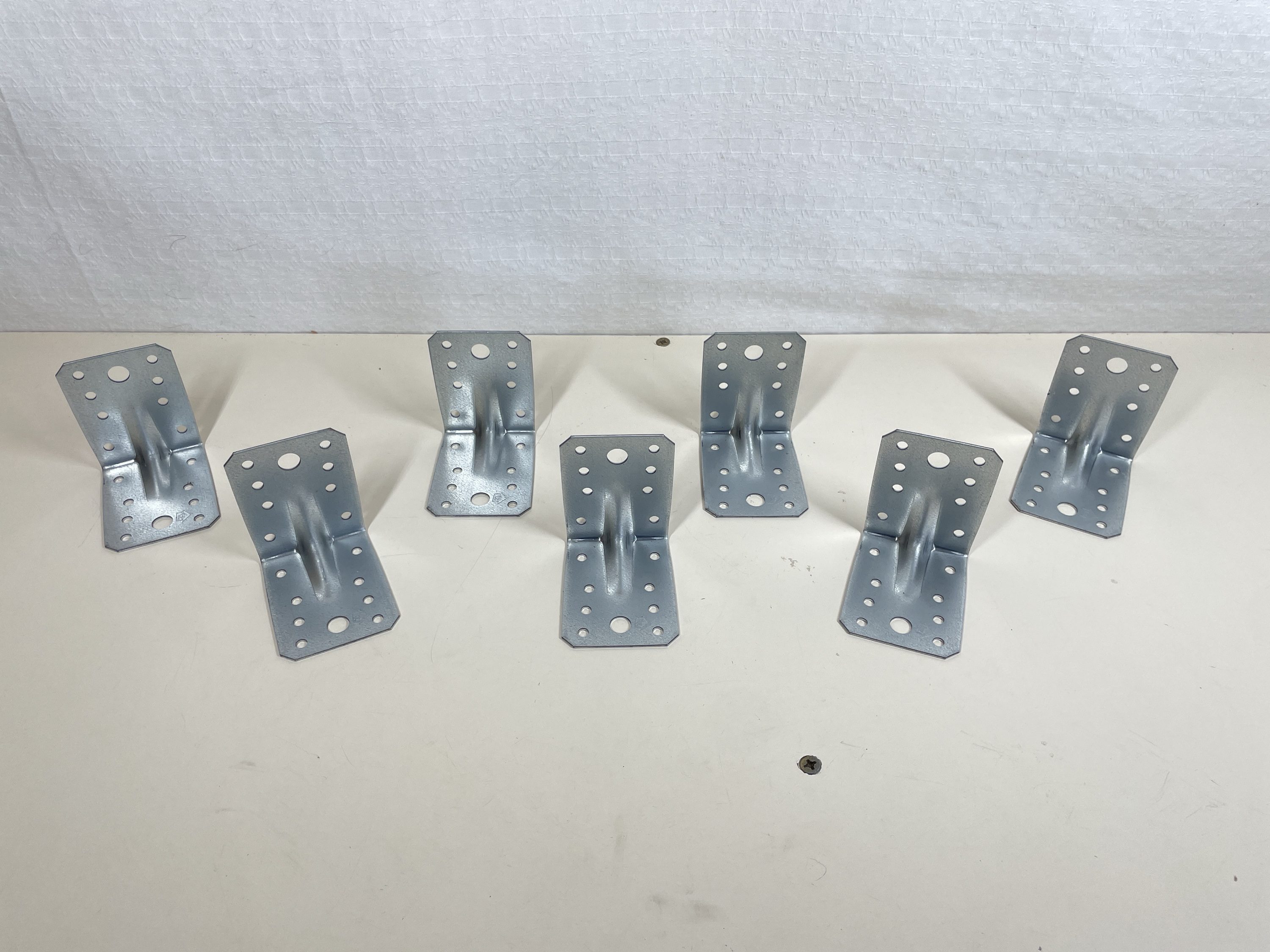 Corner Braces Brackets Plates, Heavy Duty Angle, Metal Steel Sheet Galvanised  (70 x 70 x 55 x 1,5mm) Pack of 7pcs