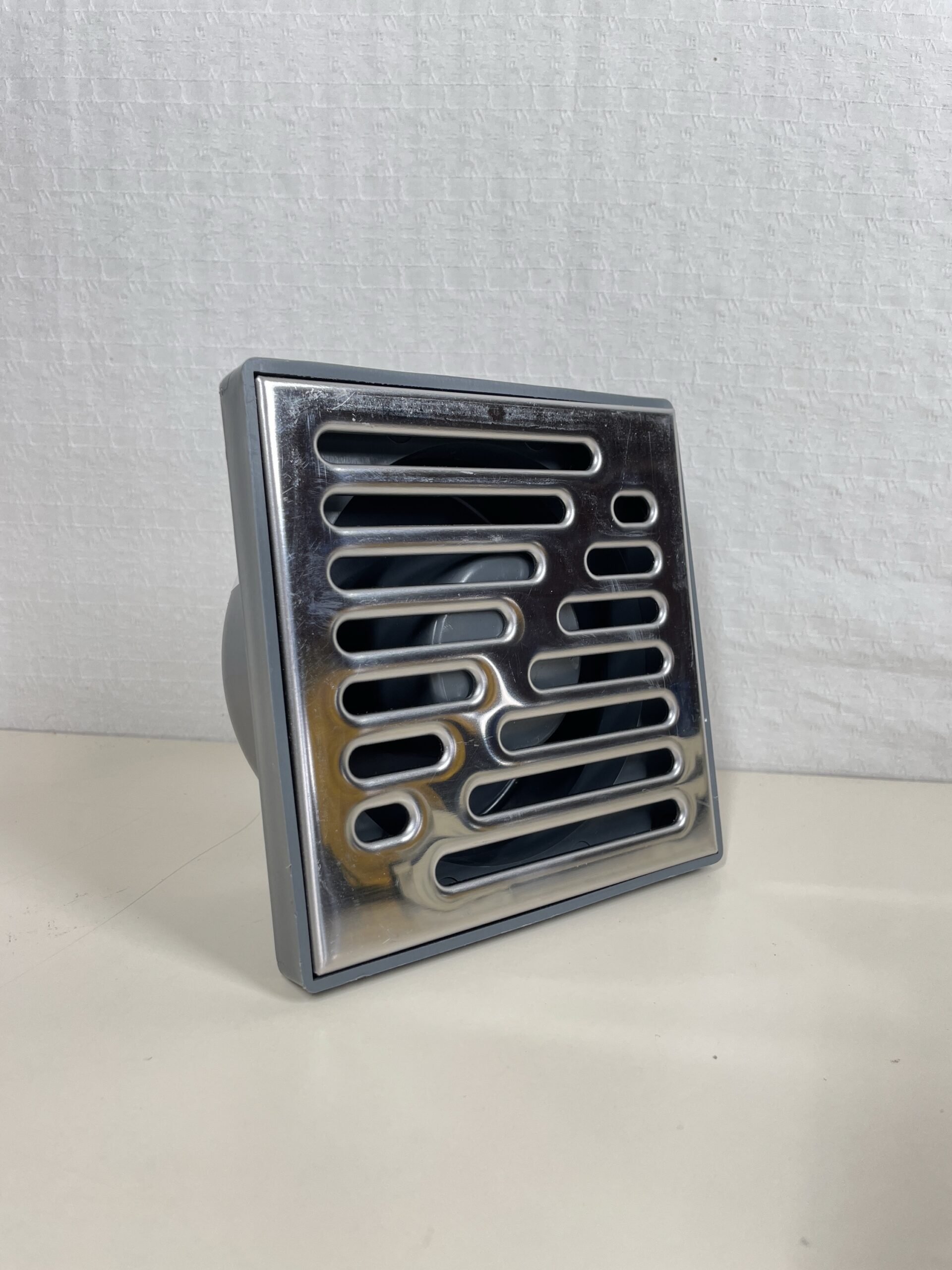 Bottom Outlet Stainless Steel Drain Gully Grid 150x150mm Floor Waste Trap - Image 2