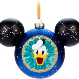 Donald Duck Festive Hanging Christmas Christmas Ornament