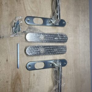 Bricard Tempo Disco - Set of Stainless Steel Door Handles on Plate - 666469