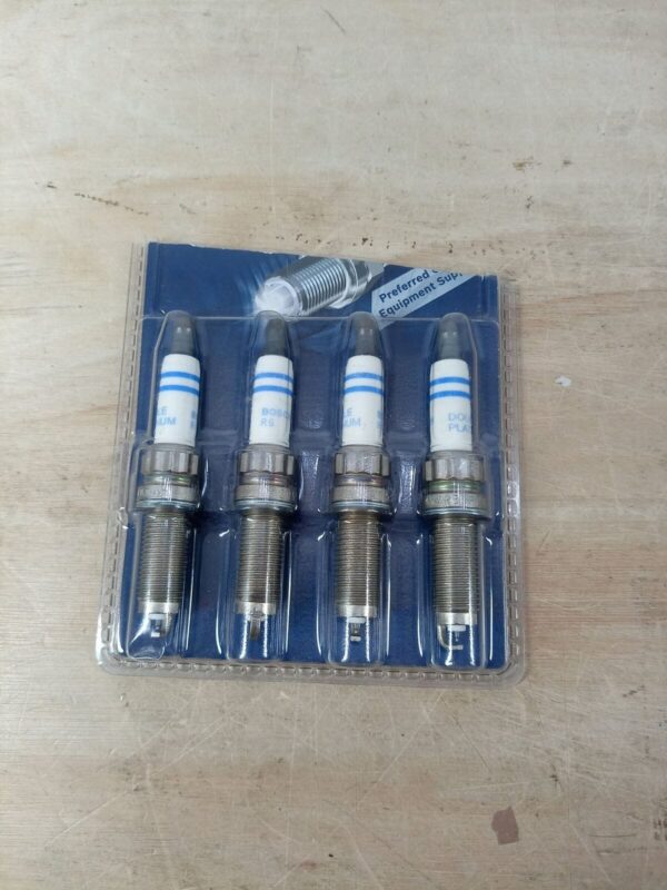 Bosch ZR5SPP3320 (N46) - Spark Plugs Double Platinum - Set of 4